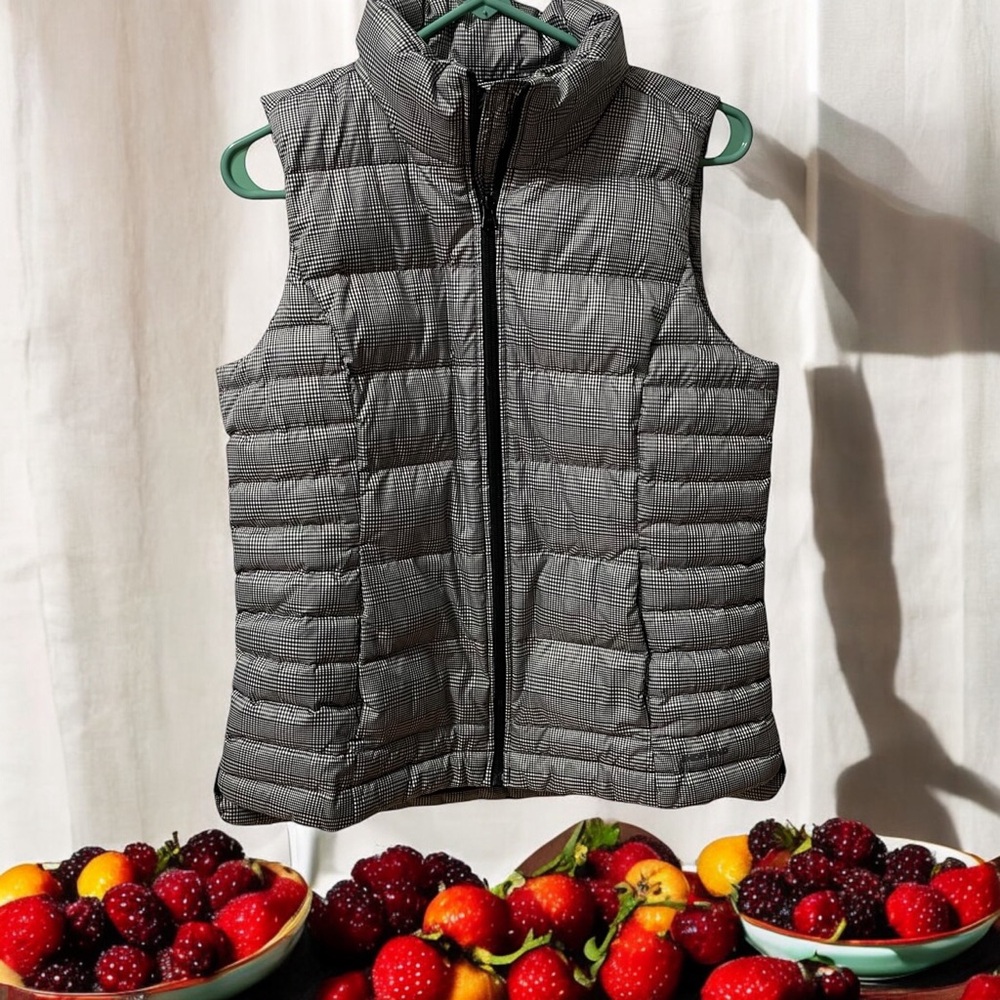 Lands End Womens Vest Adorable Black & White Plaid Full Zip Front Size Sma…